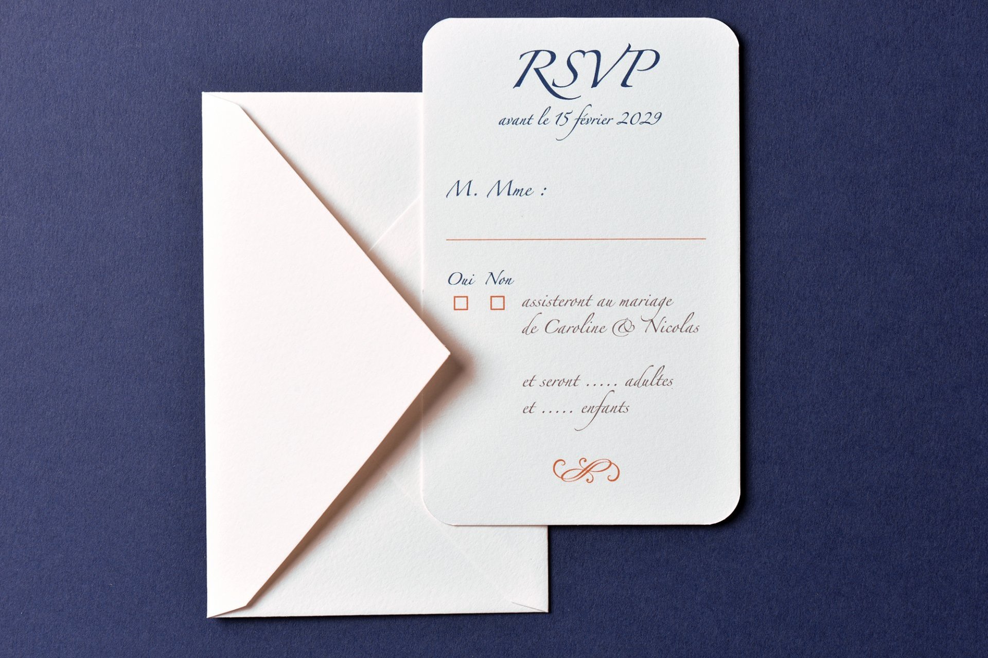 Coupon-Réponse / 135 x 85 mm / Passport Bleu Roi Caroline & Nicolas